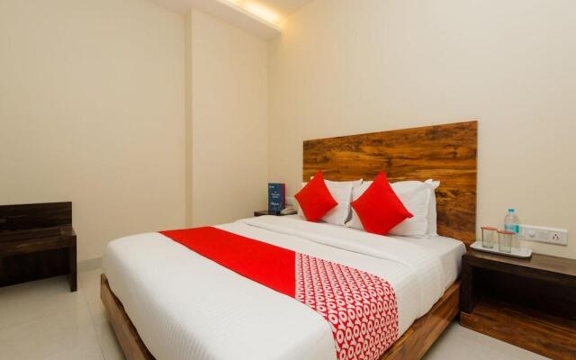 OYO 11747 Hotel Sai Comforts