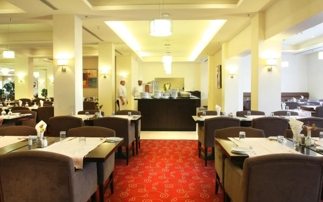 Grand Palace Hotel