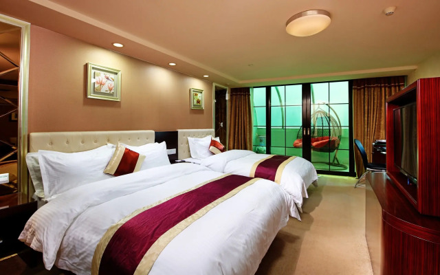 New World Hotel