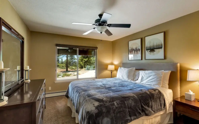 Tudor Lodge 4 Bedroom Home