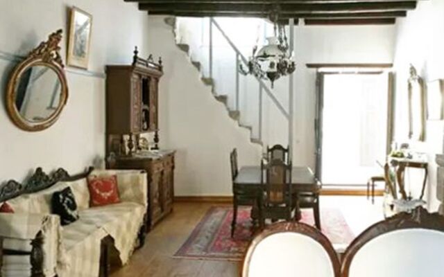 Stunning, 4 Bedroom House On Patmos With Beautiful Sea Views 1.5Km Fro