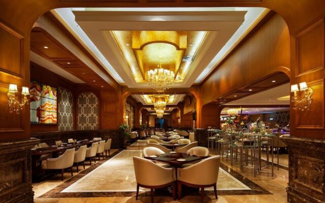 Chongqing Auwi Hotel