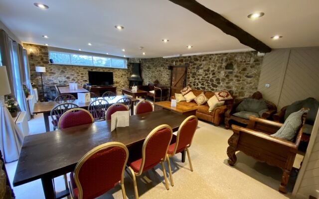 Home Farm Hotel