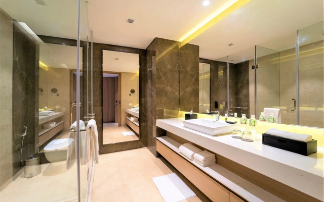 Courtyard By Marriott Vadodara