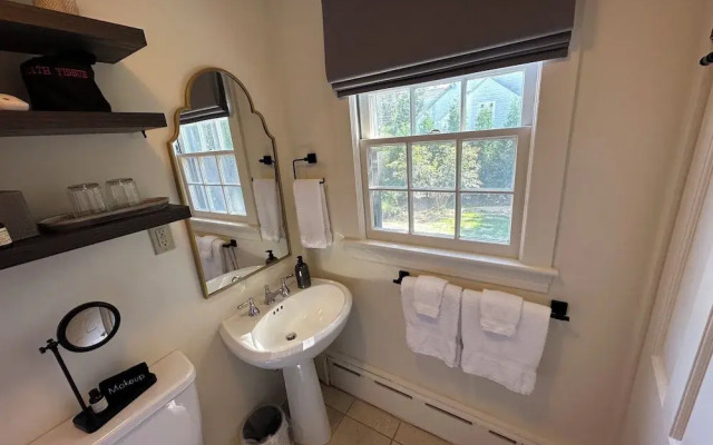 Inn at Perkins Cove