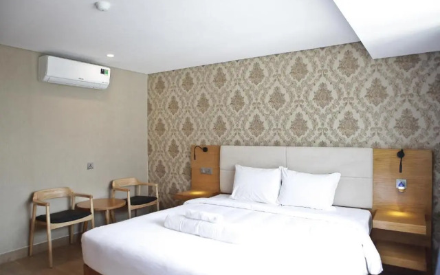 Imperial Saigon Hotel