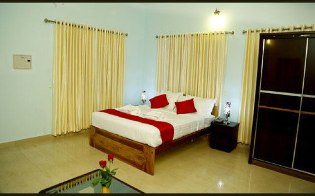 Aruvi Resorts
