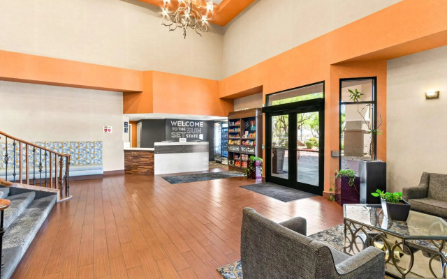Hampton Inn & Suites Phoenix-Goodyear
