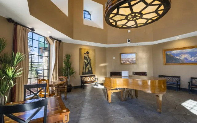 The Grand Hotel at the Grand Canyon