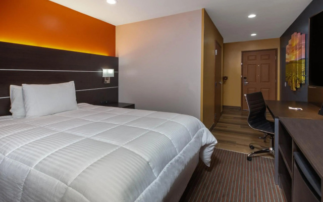 Hotel Vinea, a Travelodge by Wyndham