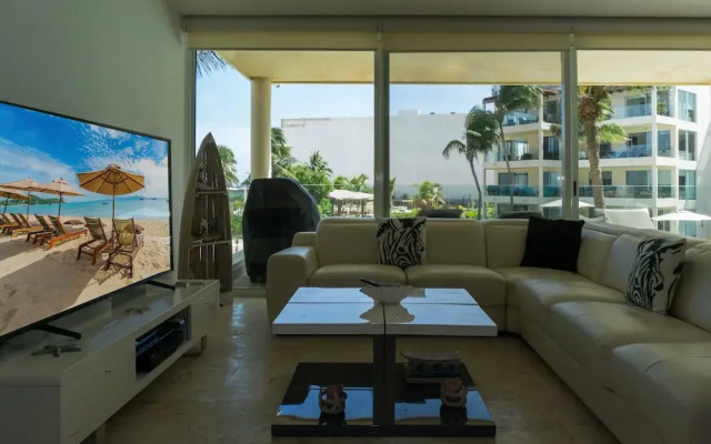 Elements 121 2 Bedroom Condo by RedAwning