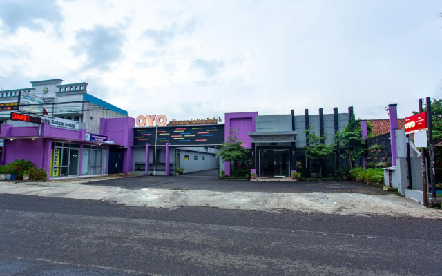 OYO 3042 Griya Karangsalam Indah