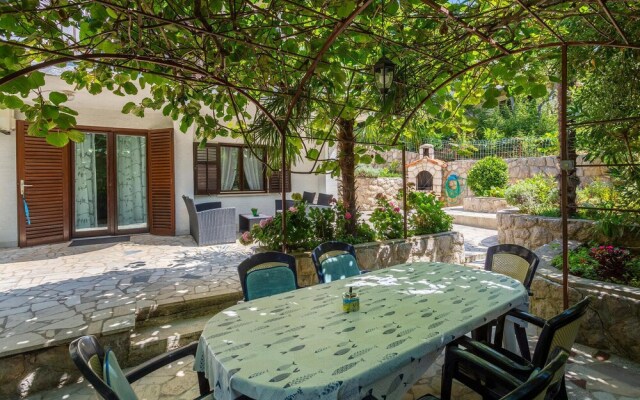 Awesome Home in Omisalj With Wifi and 2 Bedrooms