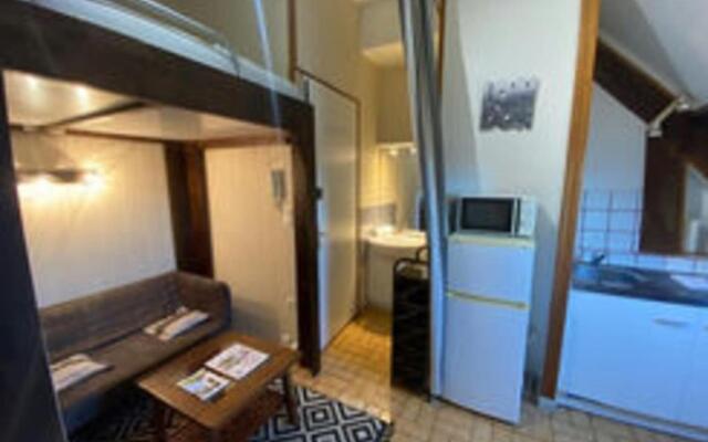 Studio At 2 Steps From The Port Of Caen!