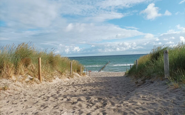 Schlösschen Sundische Wiese