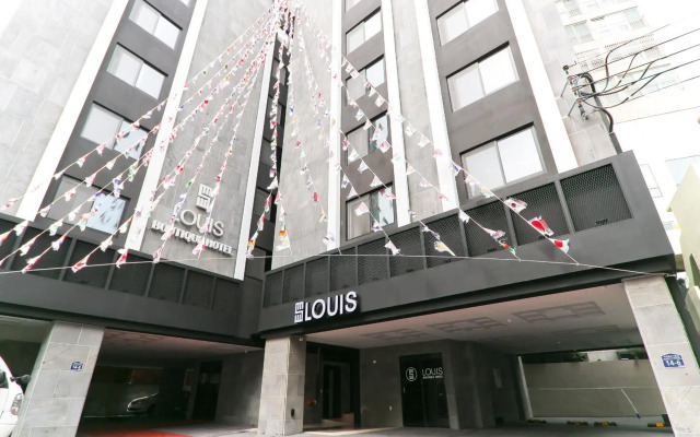 Louis Hotel