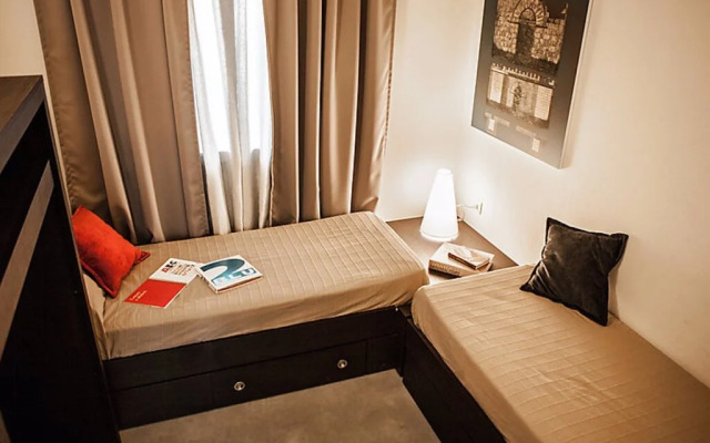 Deluxe - Two Bedroom No.4