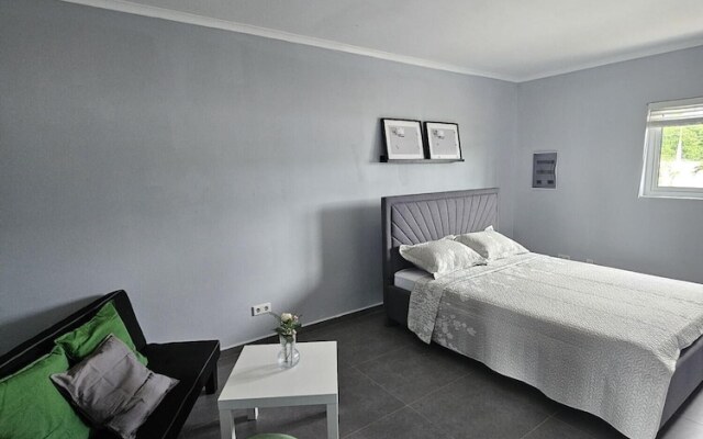 Seaview Resort  Boca Sami