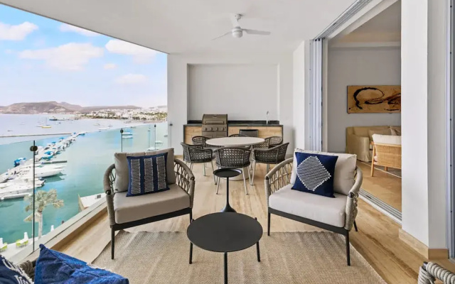 Live Aqua Private Residences La Paz