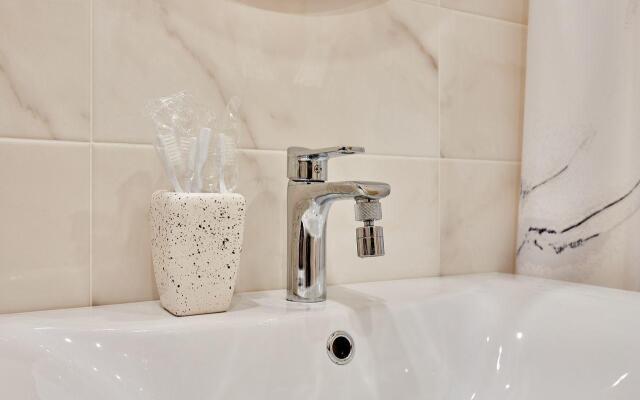 Апартаменты на улице Красных Партизан 1/4 к16