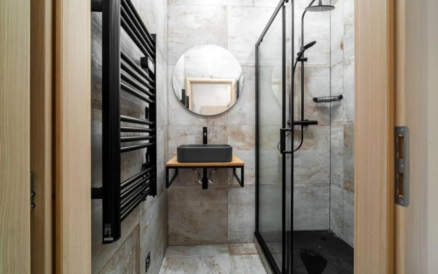 Spacious House 100m2 with Garden, Grill and Parking