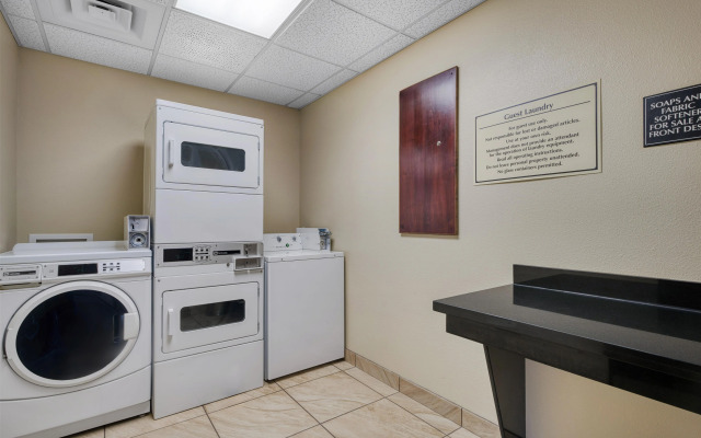 Best Western Shelby Inn & Suites