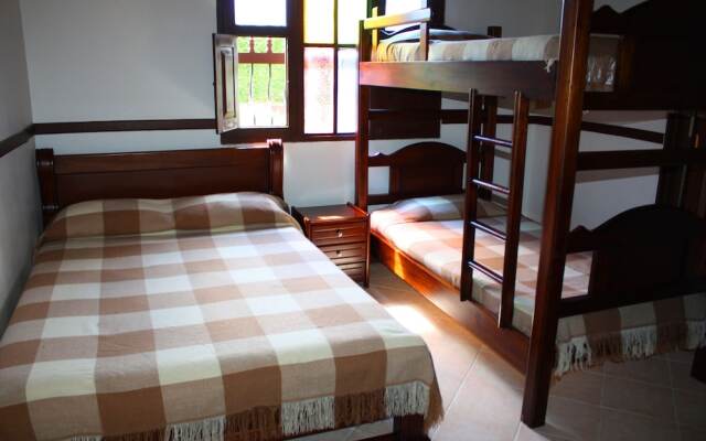 Hostal Los Juanes - Hostel