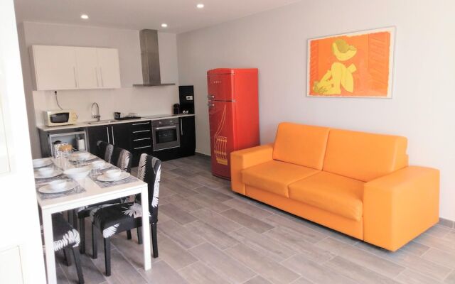 Apartamentos Tenor*