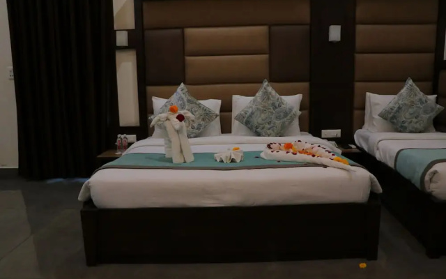 Hotel Clarks Inn Express Bharatpur