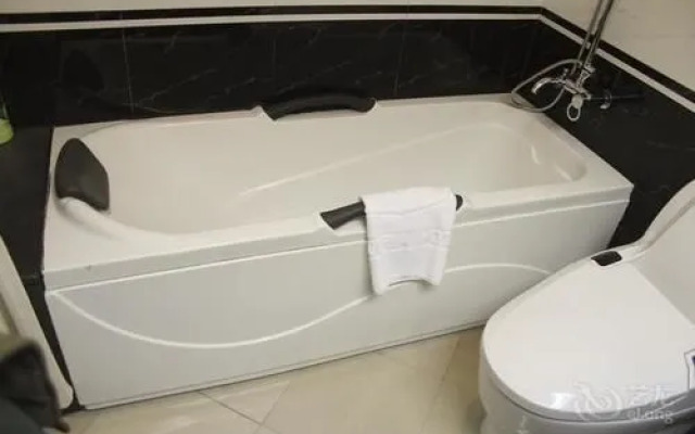 Dalian Victoria International Hotel