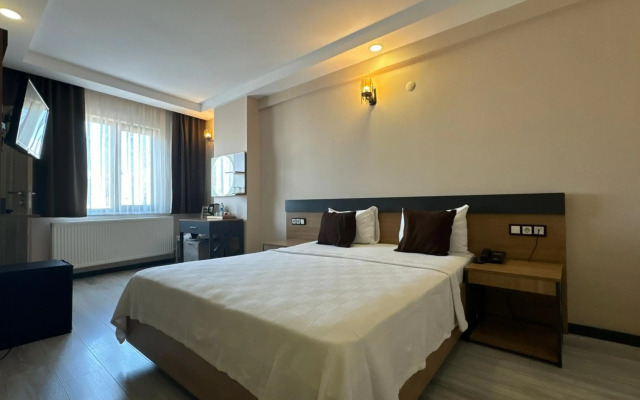 Korkmaz Otel