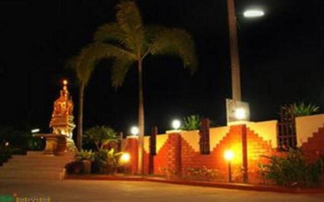 Preechana Golden Place Serviced Apartment