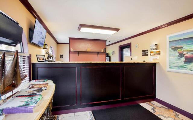 OYO Waterfront Hotel - Cape Coral/Fort Myers, FL