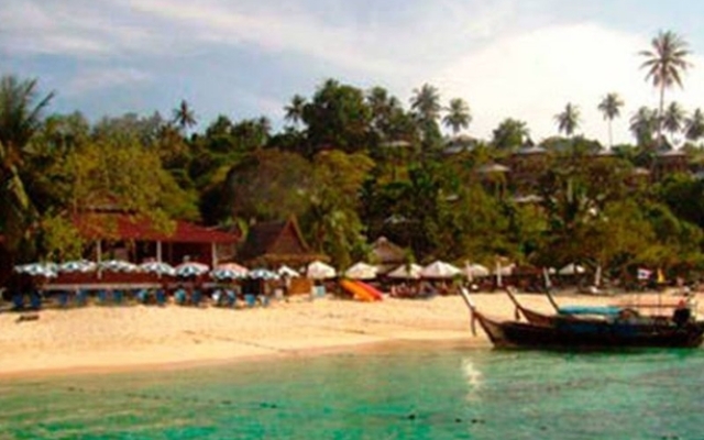 Nomads Long Beach, Phi Phi
