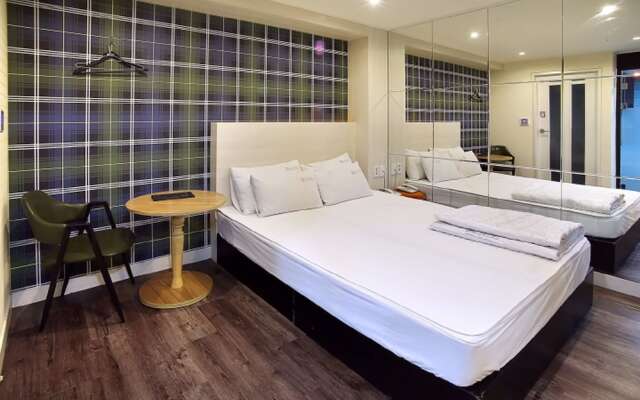 Seven Motel Songjeong
