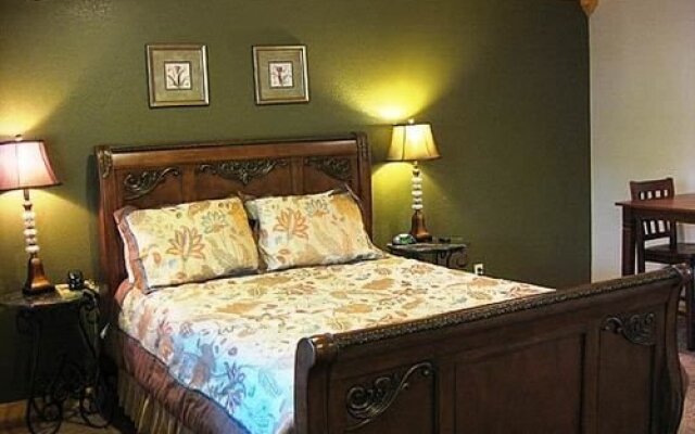 Baskins Creek Nestle Inn
