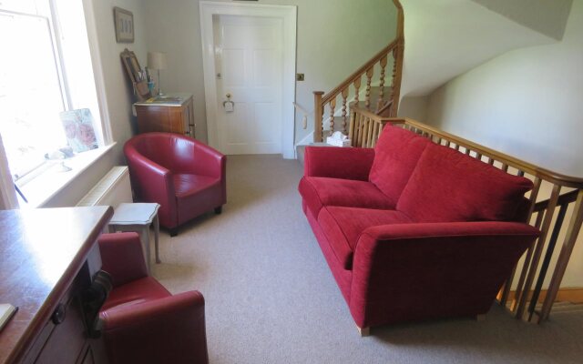 Little Mollington Hall
