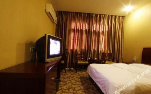 Oak Hotel (Changzhou Railway Station)