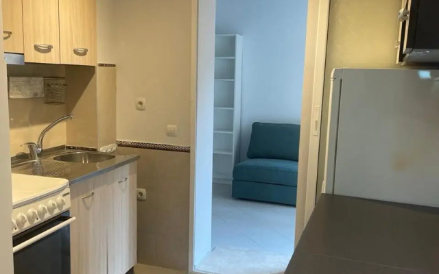 Top Center 2-BR Apartment with lovely Outdoor Area