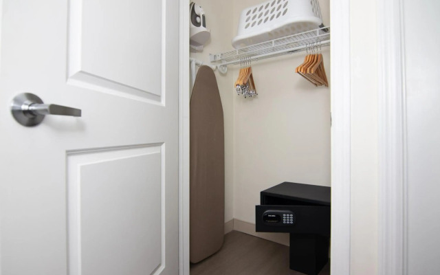 Candlewood Suites Miami Intl Airport-36th St by IHG