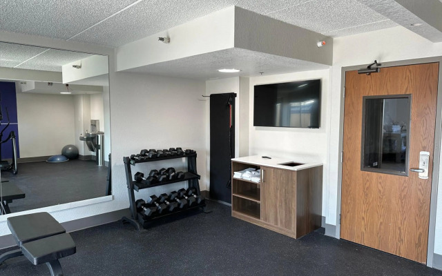 Holiday Inn Express & Suites Eden Prairie – Minneapolis by IHG