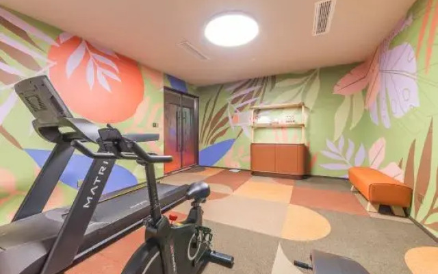 Orange Hotel (Qingyuan Yingde Branch)