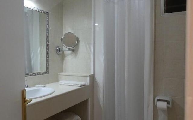 Hostal Port Fornells - Adults Only