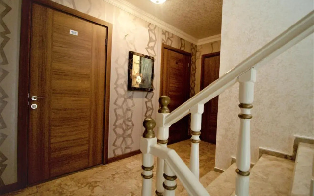 Behram Hotel