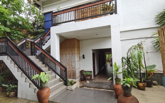 Coron Town Travellers Inn
