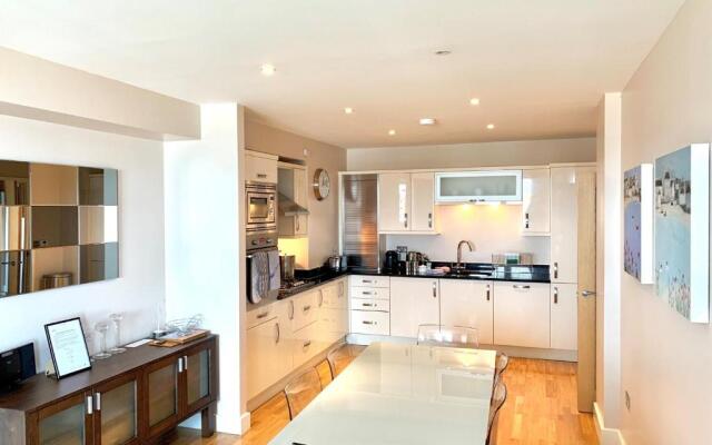 Ground Floor 2-Bedroom Apartment - Fistral Beach