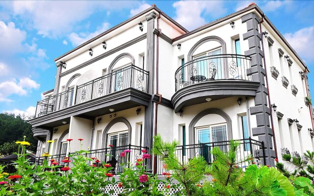 Chuncheon santoria pension