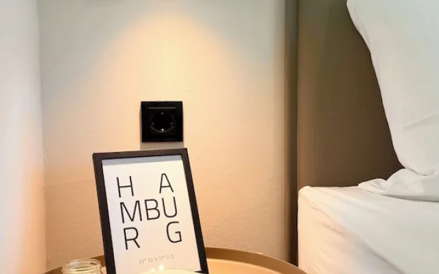The MYDE Self Check-in Studios