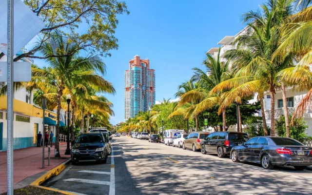 Sage on Ocean Drive Apartments