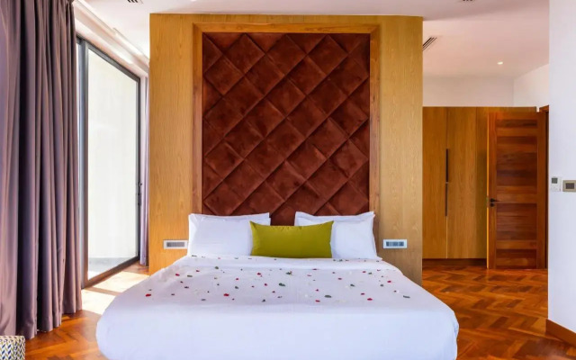 Broadwalk Residency